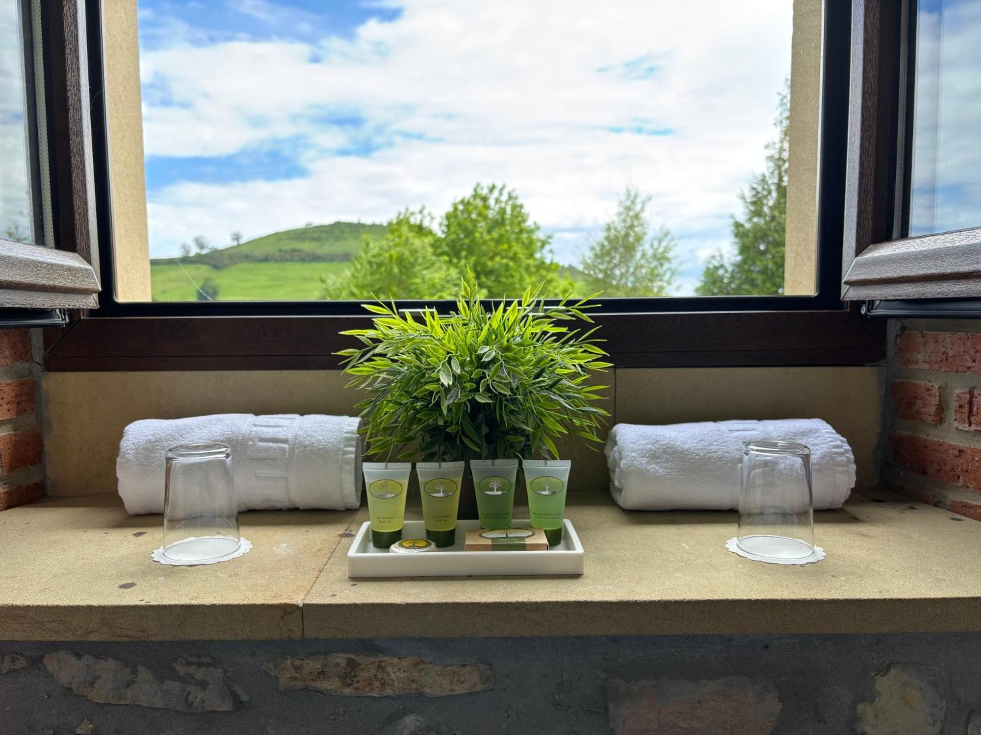 Hotel Casona Los Caballeros Santillana del Mar Zewnętrze zdjęcie